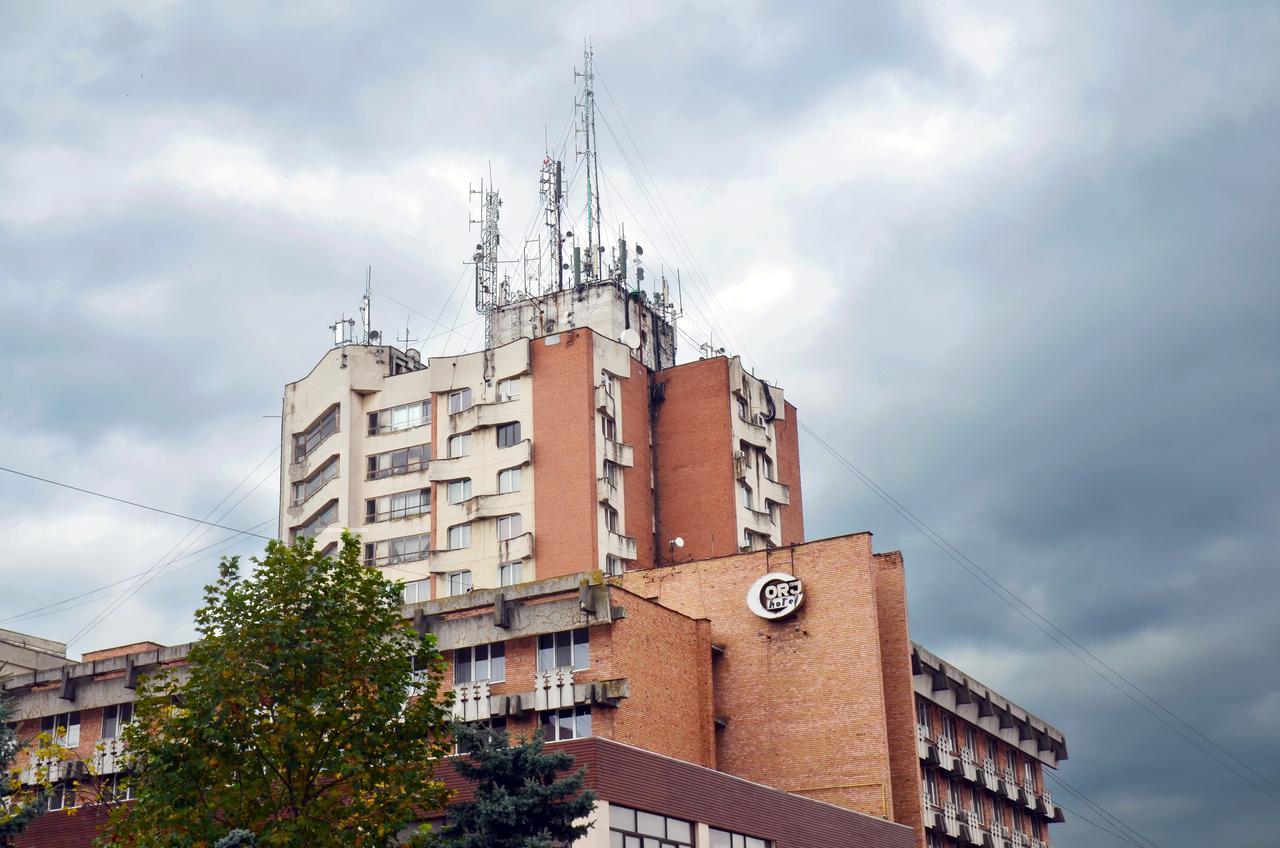 Hotel Gorj Тиргу-Жіу Екстер'єр фото