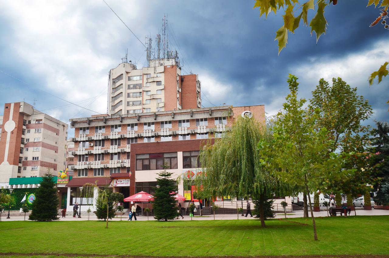 Hotel Gorj Тиргу-Жіу Екстер'єр фото